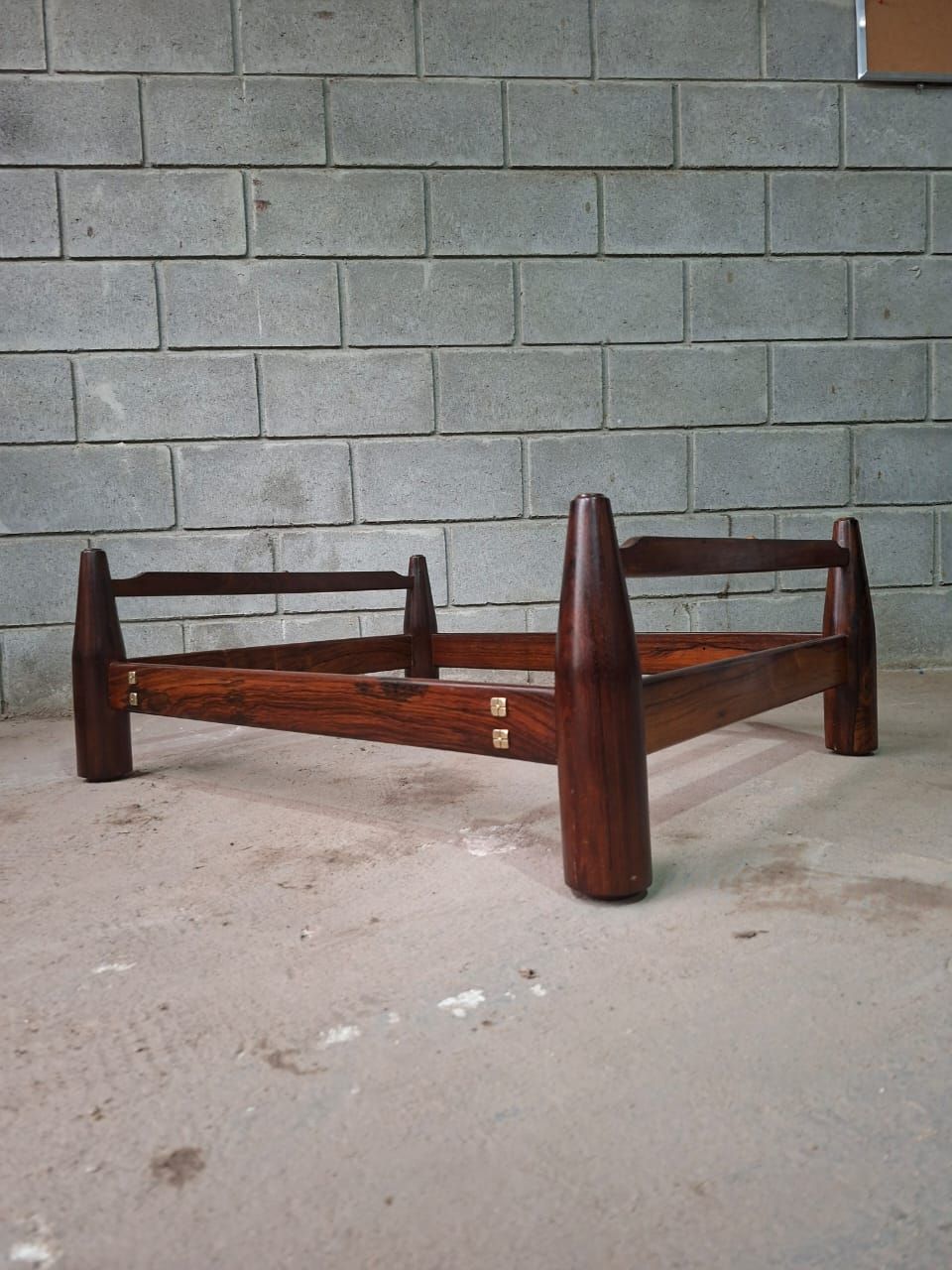 Mesa de Centro, Móveis CIMO